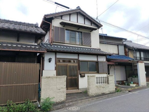 東富田戸建の物件外観写真